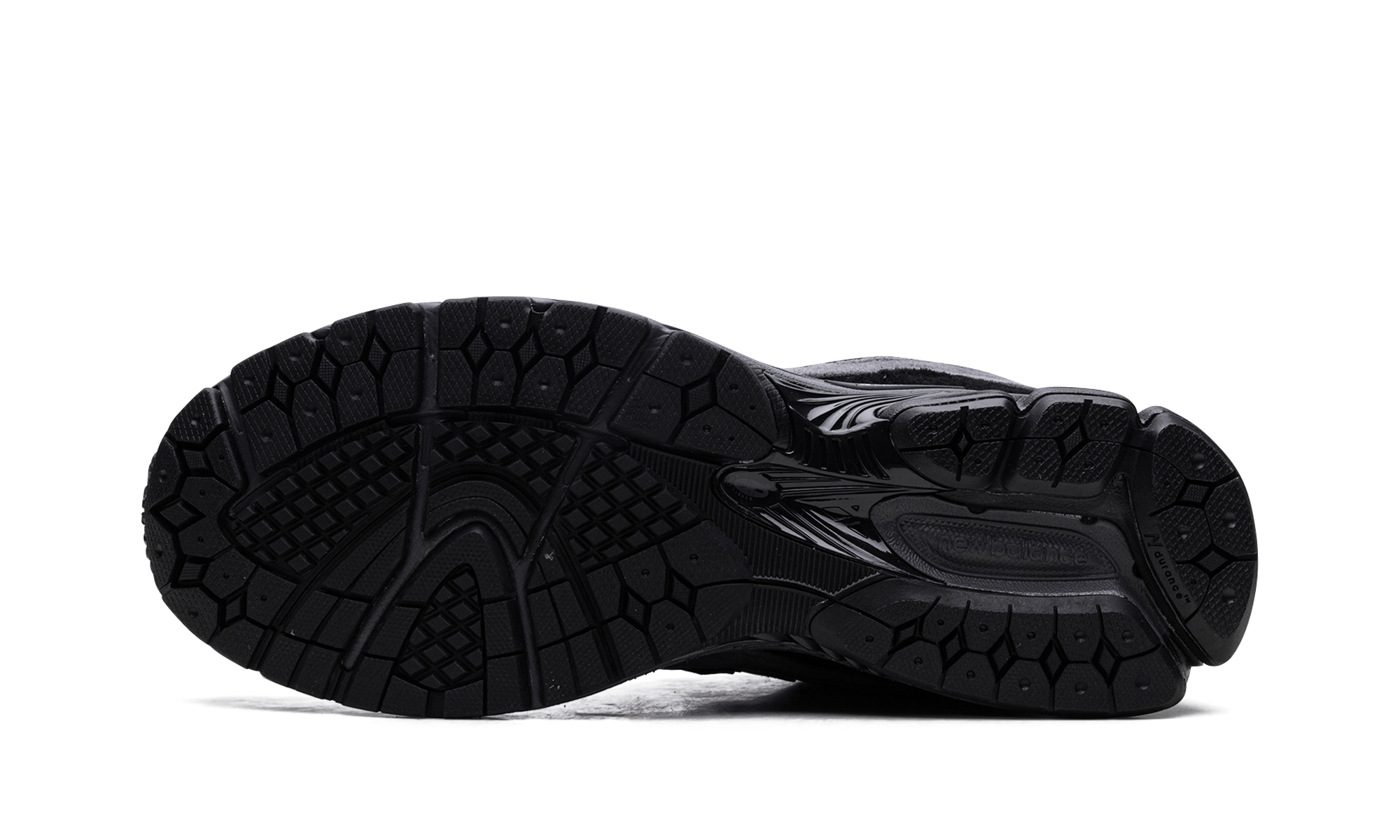 2002R "Black Magnet" M2002RBL