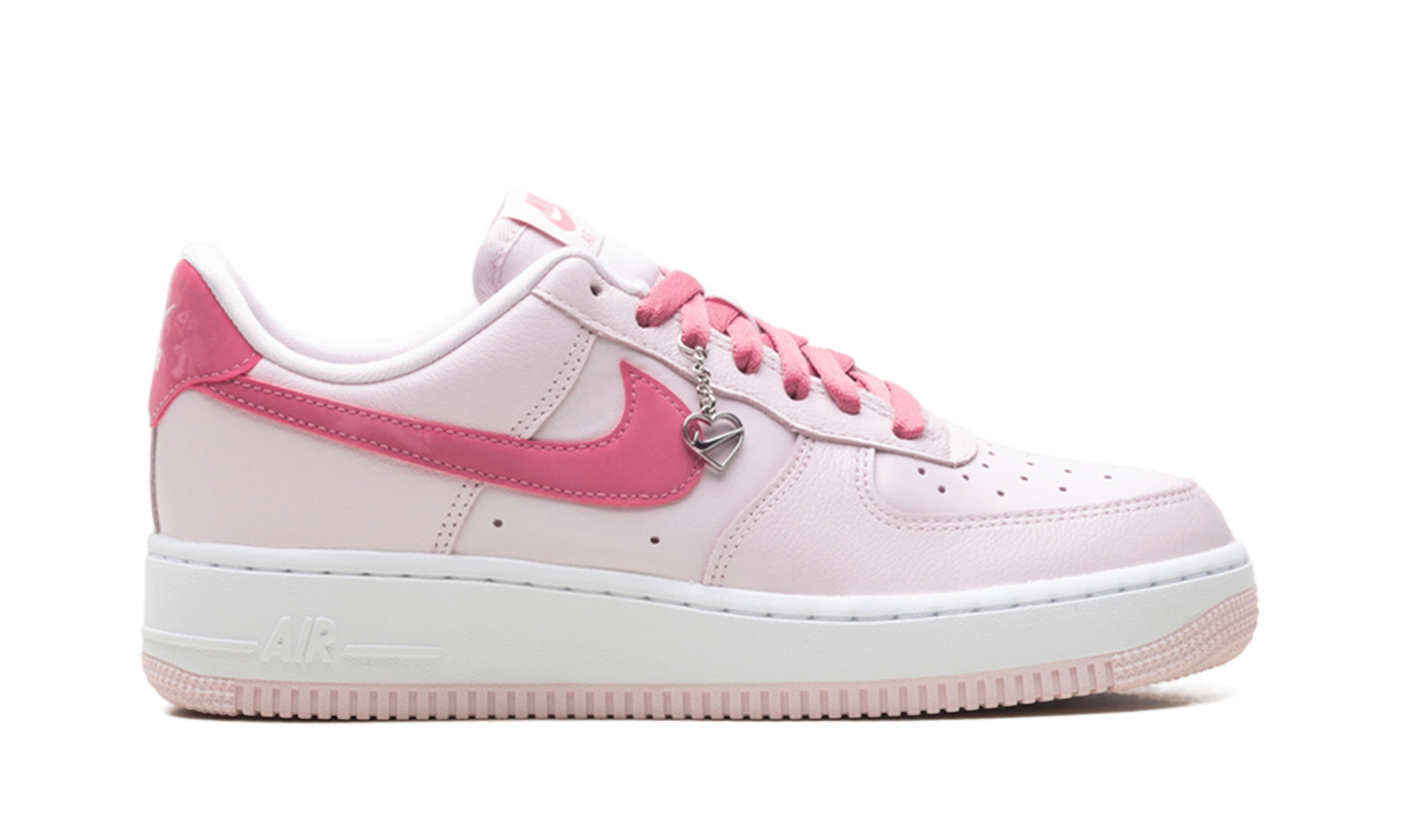 Air Force 1 Low WMNS "Valentine's Day (2026)" IO8755 600
