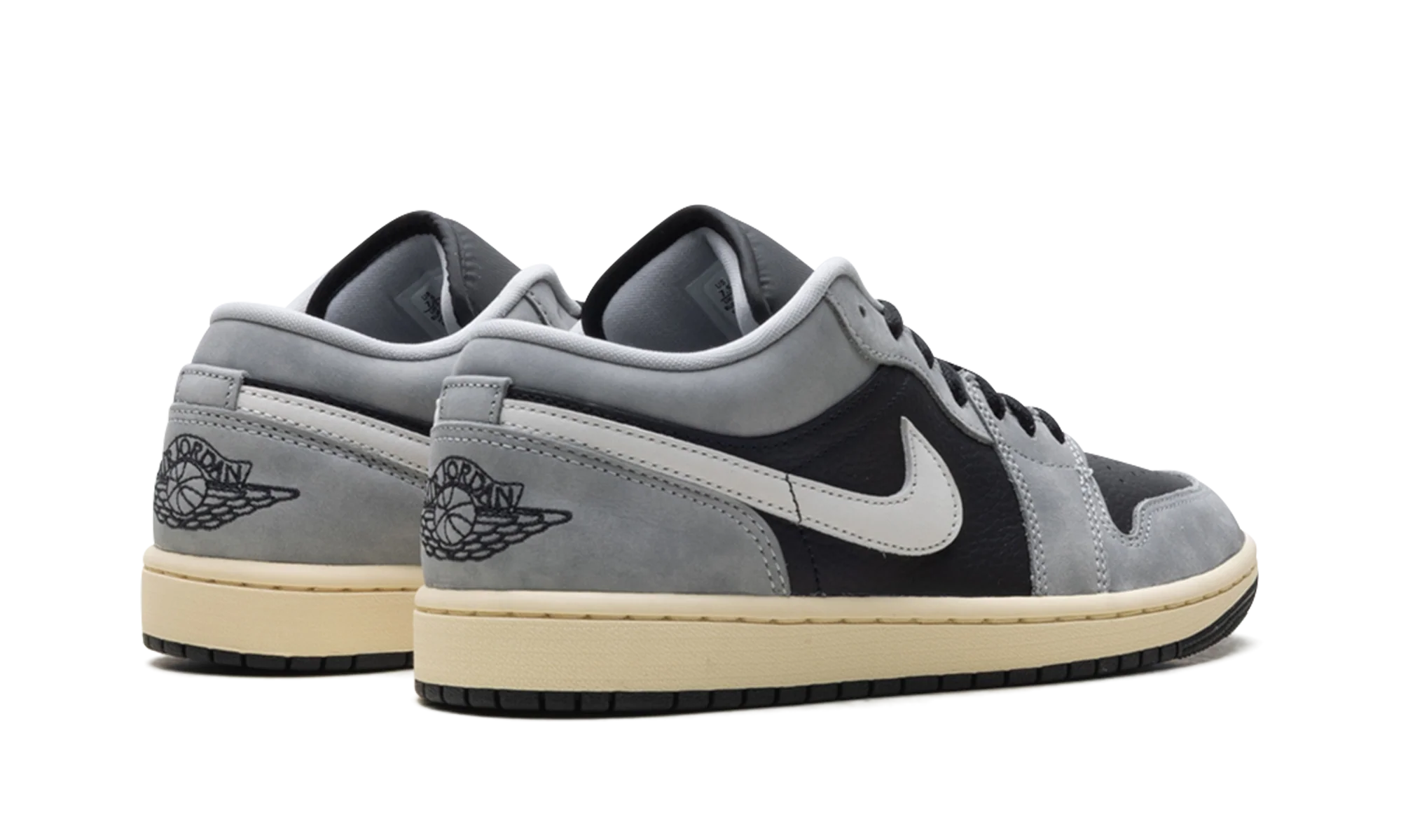 Air Jordan 1 Low SE "Light Smoke Grey" HQ2010 012