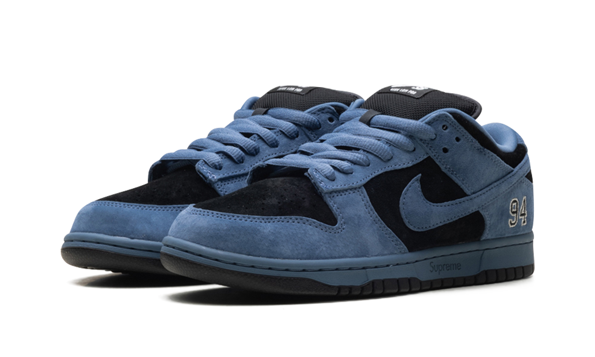 SB Dunk Low "Supreme - Ocean Fog" HQ8487 400