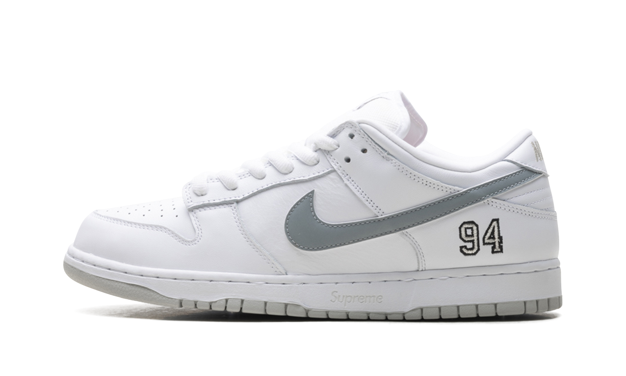 SB Dunk Low "Supreme - White" HQ8487 100